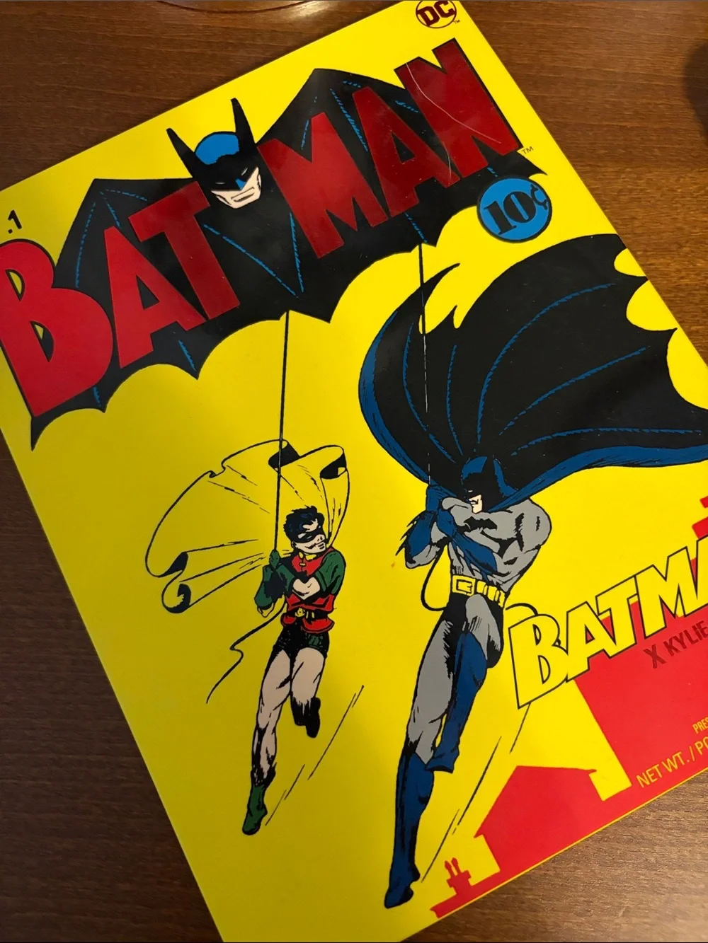 Kylie Cosmetics Batman Mini Eyeliner Set, Eyeshadow and Lip set.